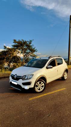 RENAULT SANDERO 1.6 STEPWAY 8V FLEX 4P AUTOMATIZADO